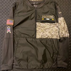 Nike Green Bay Packers Military Green three quarter pullover size large